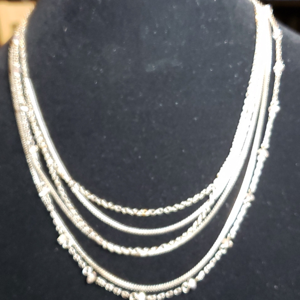 Ann Taylor Gold chain necklace